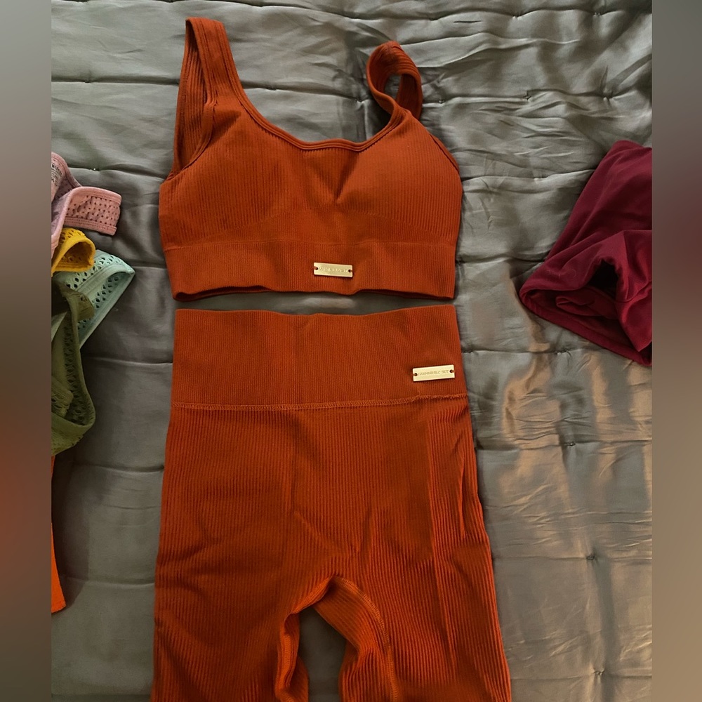 Matching workout set seamless